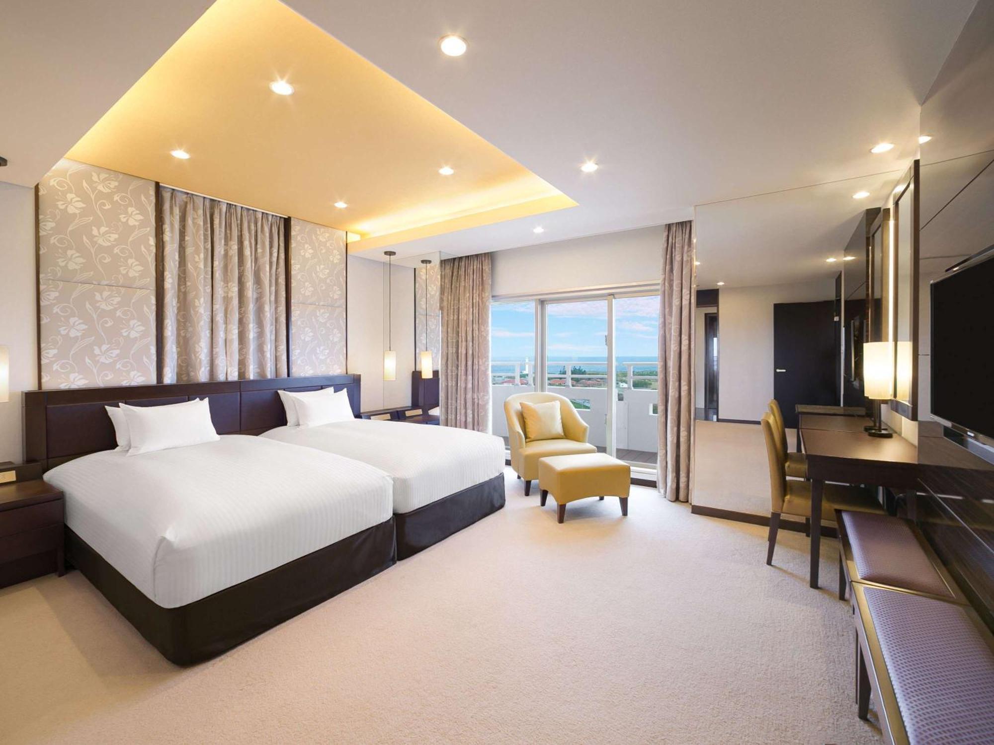 Grand Mercure Okinawa Cape Zanpa Resort Yomitan Exterior photo