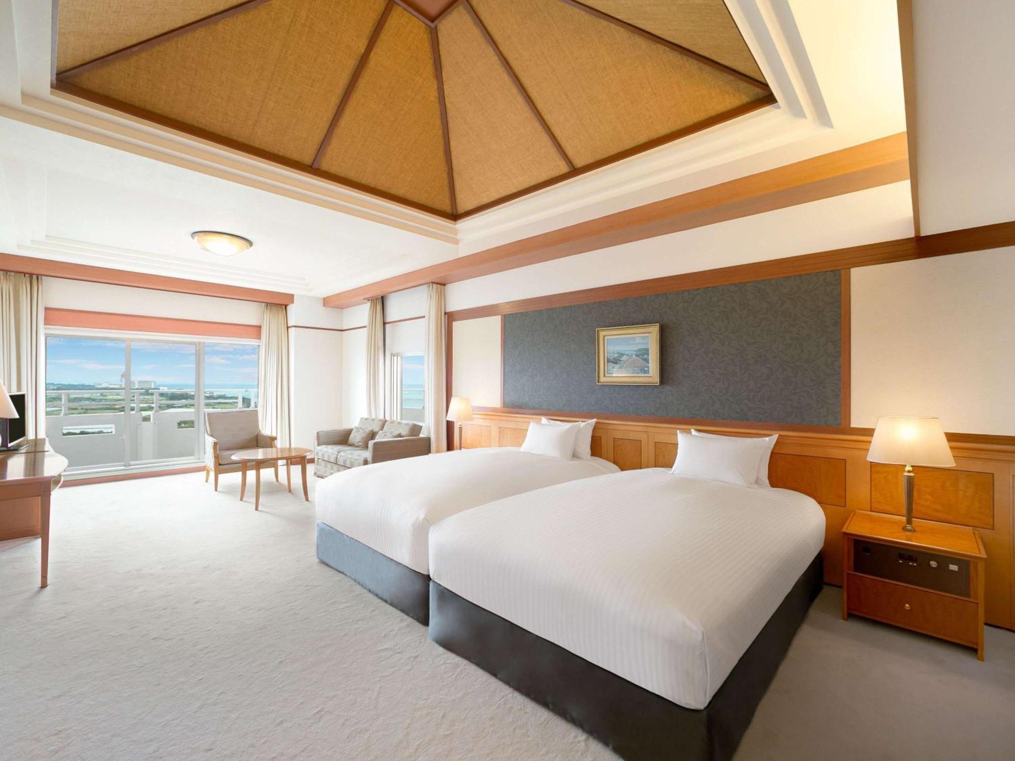 Grand Mercure Okinawa Cape Zanpa Resort Yomitan Exterior photo
